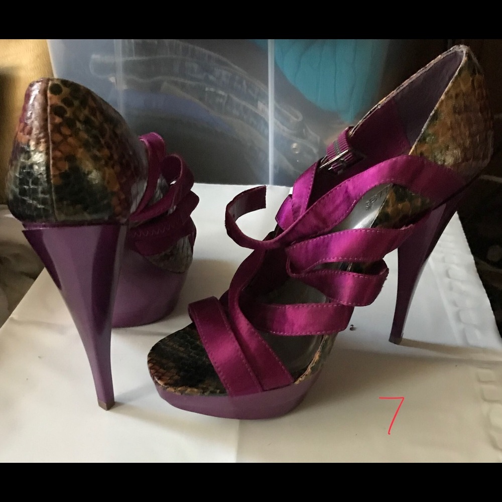 Purple Pumps